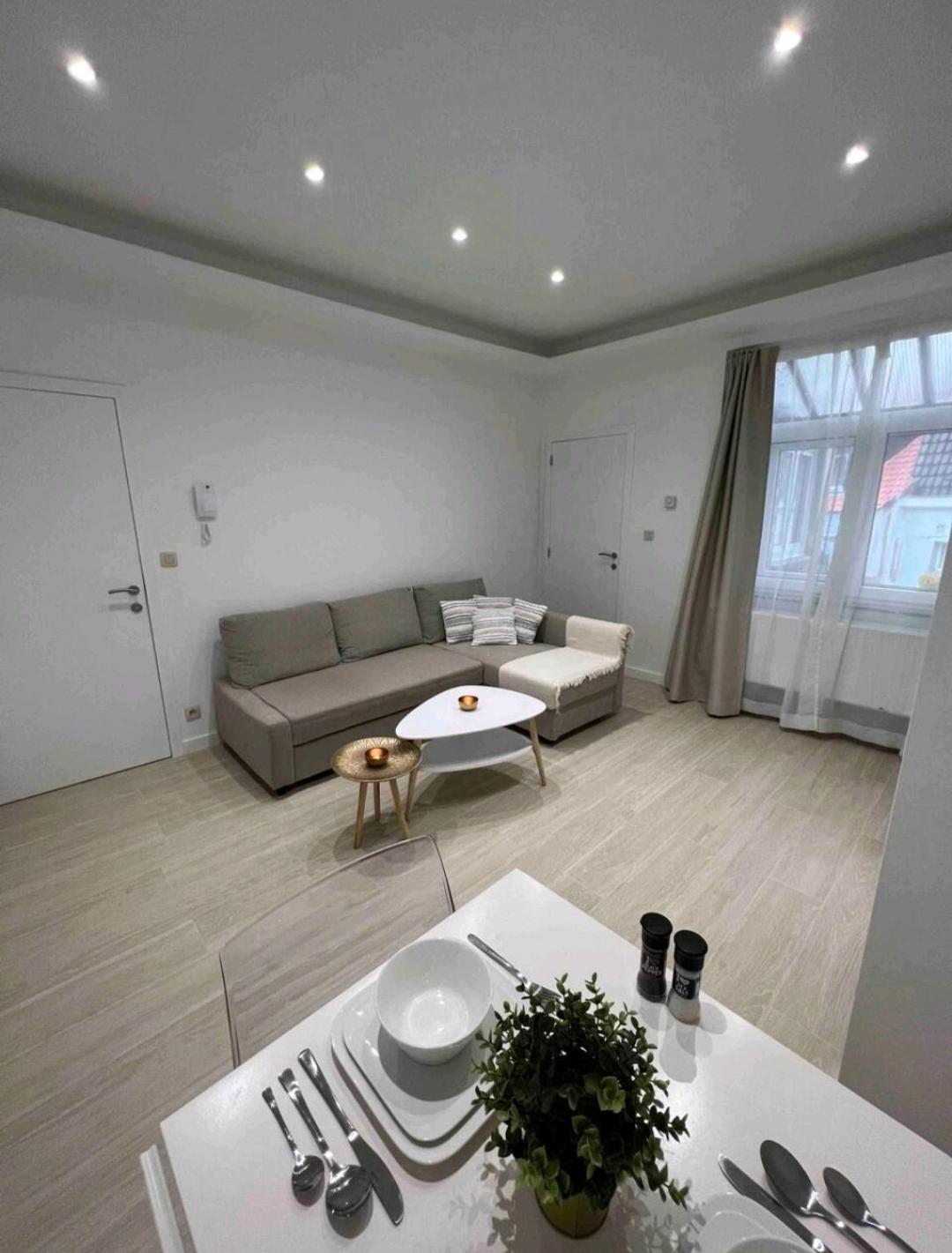 Sublime Appartement Calme Cosy & Jacuzzi بروكسل المظهر الخارجي الصورة