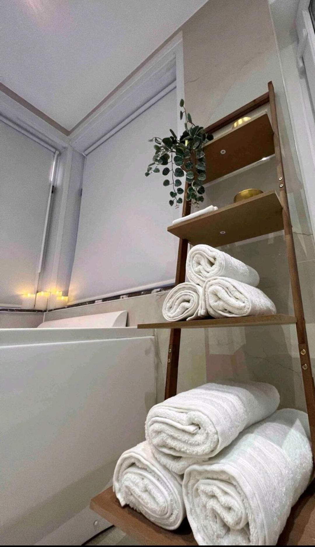 Sublime Appartement Calme Cosy & Jacuzzi بروكسل المظهر الخارجي الصورة